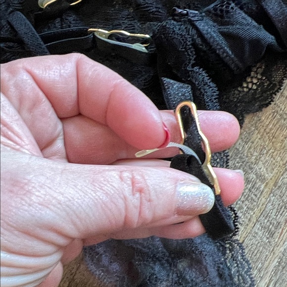 Victoria's Secret Black Lace Lingerie - Picture 6 of 9